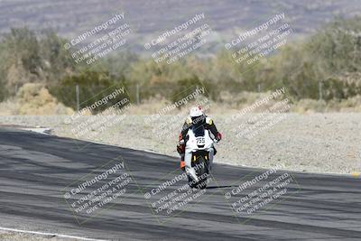 media/Dec-06-2025-CVMA (Sat) [[4a896cc04c]]/Race 4-Formula Middleweight/